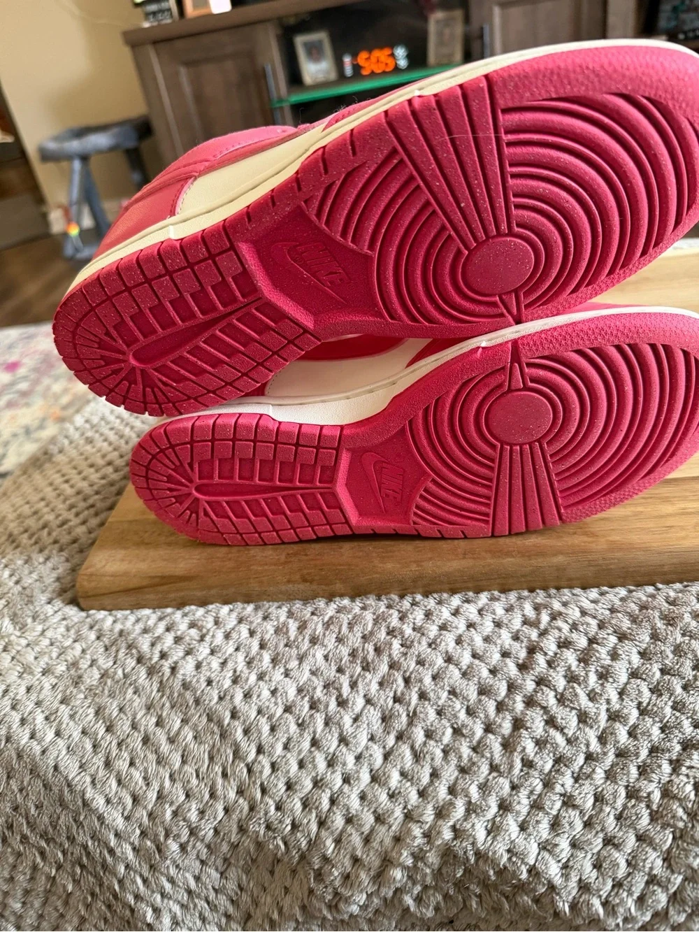 Nike Women's Pink Sneakers